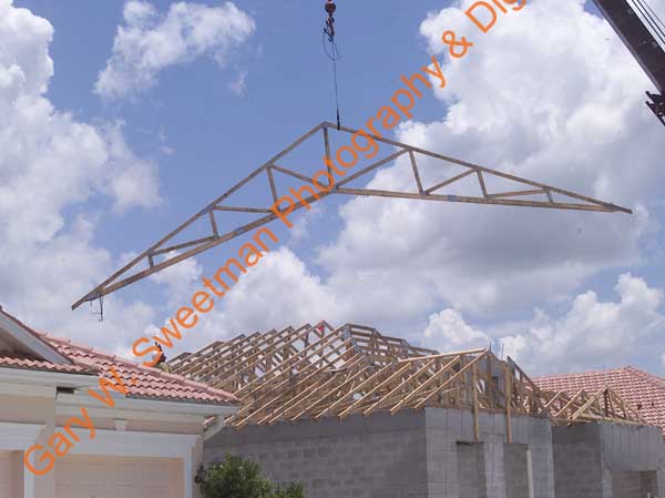 Const- Trusses flying