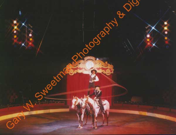 Circus Sara  Cowboy roper_3